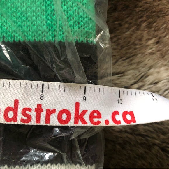 Dog Christmas Elf Themed Sweater - Super Cute Pom-Pom details - LARGE - NWT - Picture 10 of 11